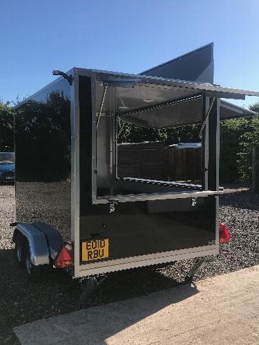Used Catering Trailer For Sale VS New Catering Trailer For Sale Are You Looking For a Used Catering Trailer For Sale? One of the biggest decisions in buying a catering trailer is deciding whether to buy a used catering trailer or a brand new catering trailer.
